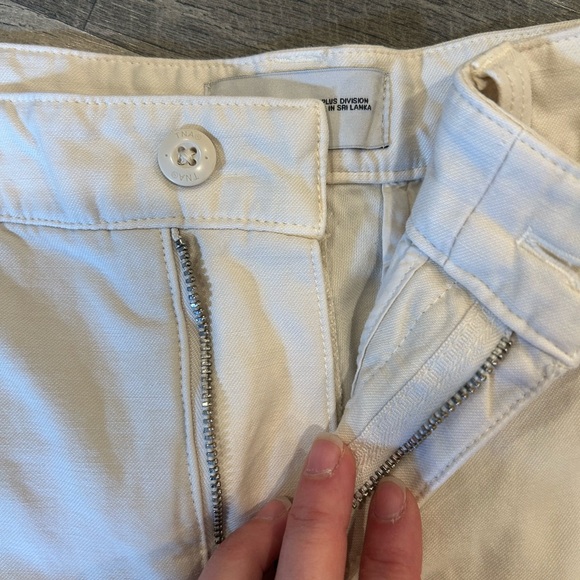 TNA Off-White Cargo Pants - Picture 11 of 12